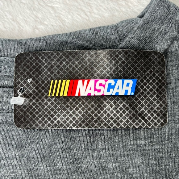 Nascar NEW Tee Stenhouse Jr 17 Short Sleeve Racing T-shirt Fitted L Large NWT - Picture 5 of 14